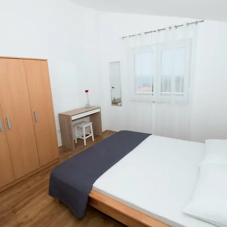 Apartment Liber Lokva Rogoznica